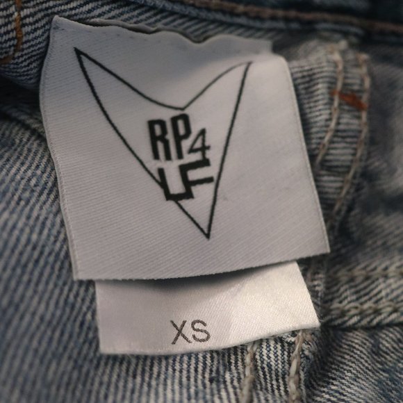 Womens RP4LF Blue Multicolor Embroidered Patch Design Cut-off Denim Shorts XS * - Picture 6 of 7